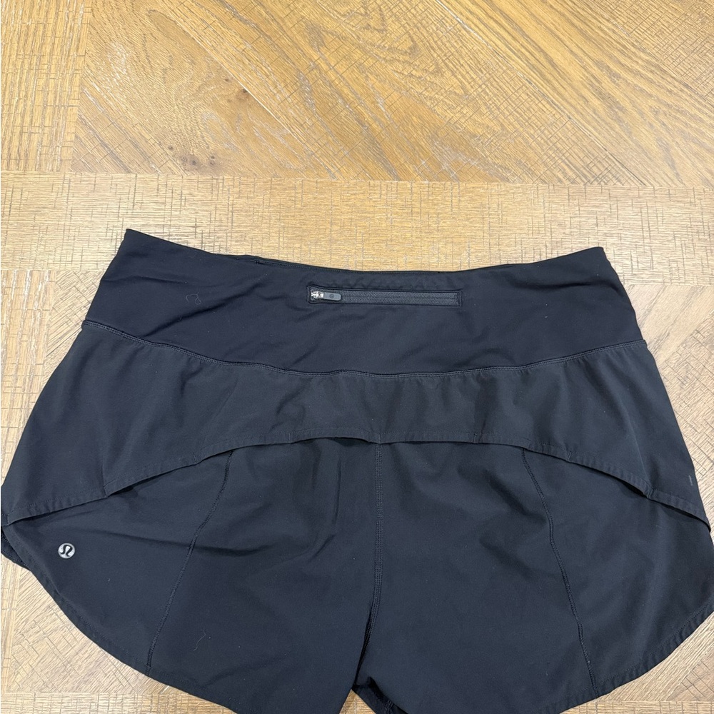 Lululemon speed up high rise shorts